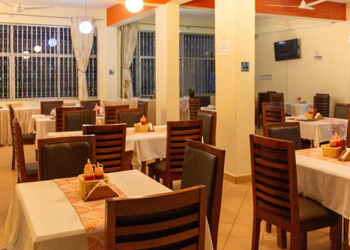 Merry Villa Hotel & Apartments