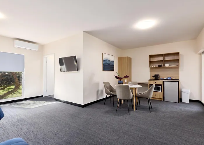 Inala Hotel