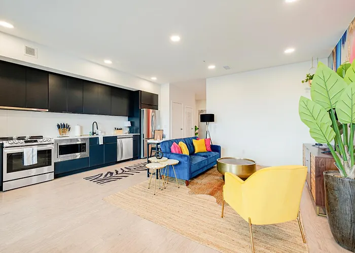 Private Villa: Eve Nashville