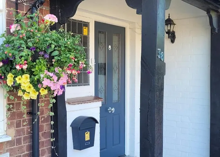 Guest house: Hampton Lodge En-Suite Rooms With Free Parking