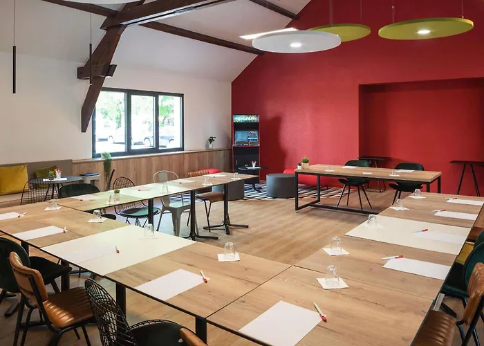 Beach hotel: Ibis Beaune Centre