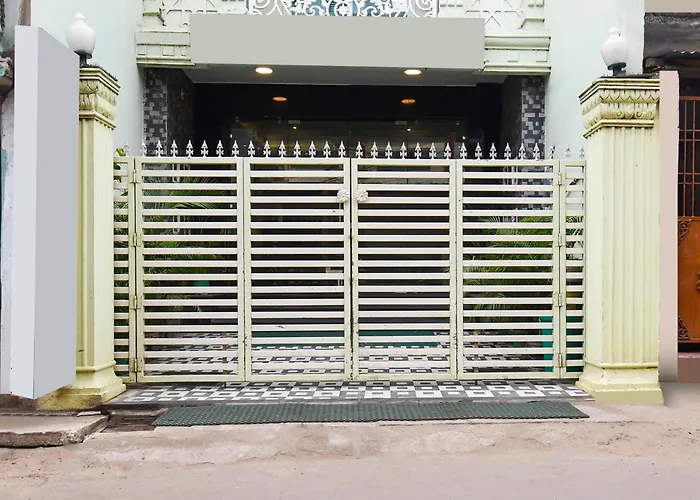 Luxury hotel only: Super Collection O Paschim Dwar Near Jagannath Temple Formerly Hotel Subhadarshan