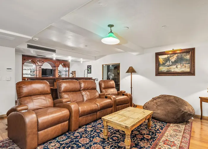 101 Park Avenue, Expansive Private Home In East Aspen, Walking Distance To Town