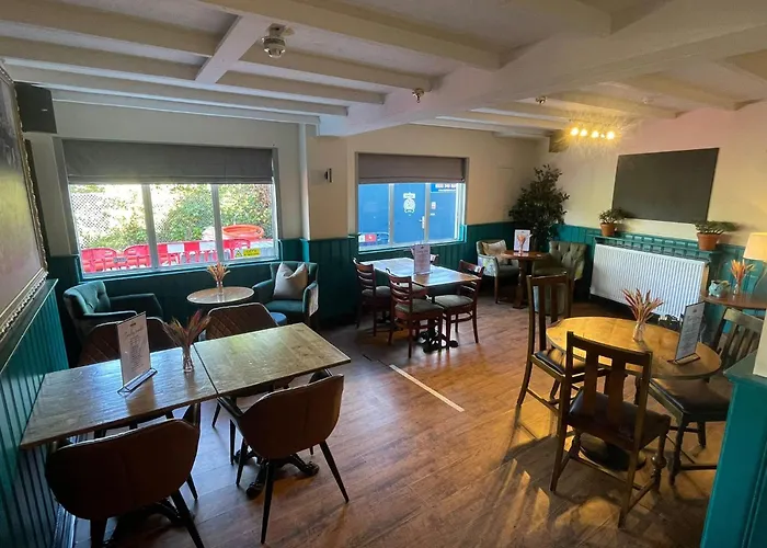 Golf hotels Sydney Arms
