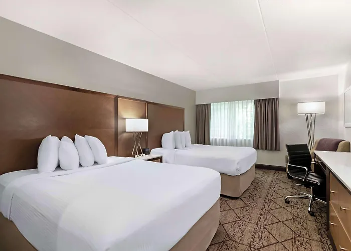 Best Western Plus Longbranch Hotel & Convention Center