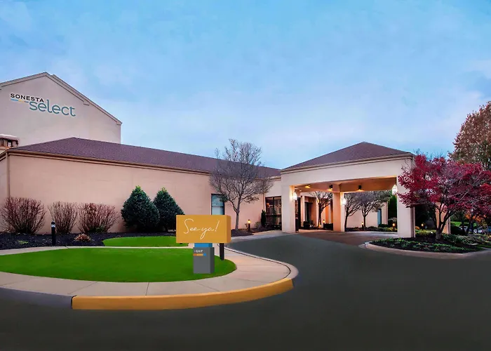 Hotels Close to Airport Sonesta Select Newark Christiana Mall