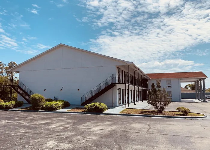 Econo Lodge Crystal Coast