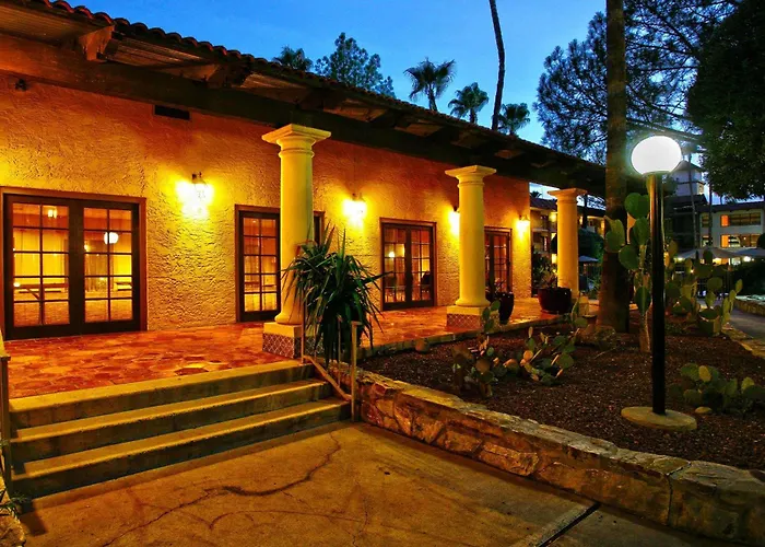 Doubletree Suites By Hilton Tucson Airport