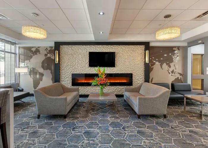 Best Western Plus Toronto Airport Hotel