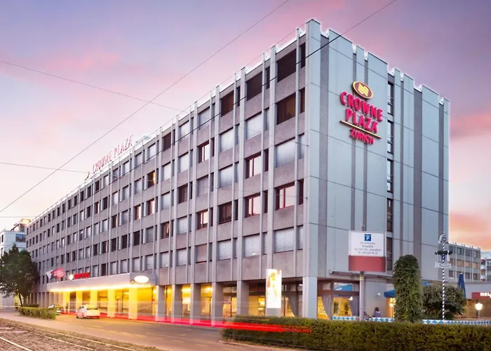 Hotel mit Whirlpool Crowne Plaza