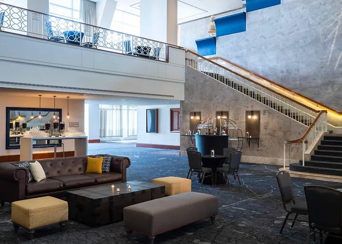 Renaissance Concourse Atlanta Airport