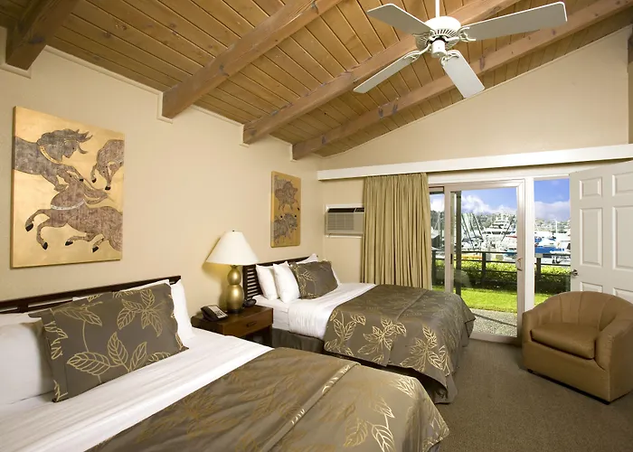 Best Western Plus Island Palms Hotel & Marina