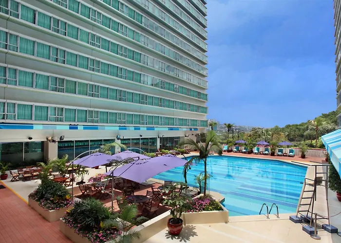 Hotel: Regal Riverside Hotel