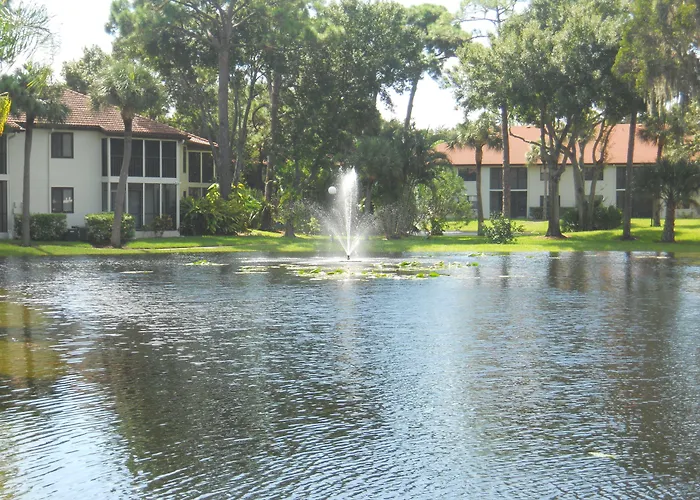 Resort: Shorewalk Vacation Villas