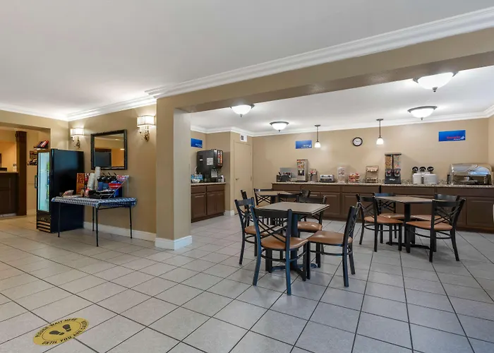 Best Western Colonial Inn