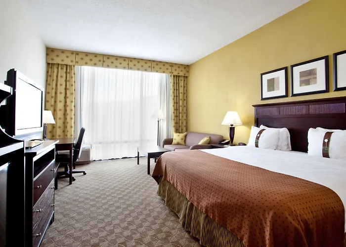 Holiday Inn Roanoke - Tanglewood Route 419 & I 581 By Ihg