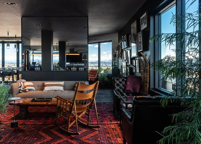Romantic hotels Graduate By Hilton Seattle