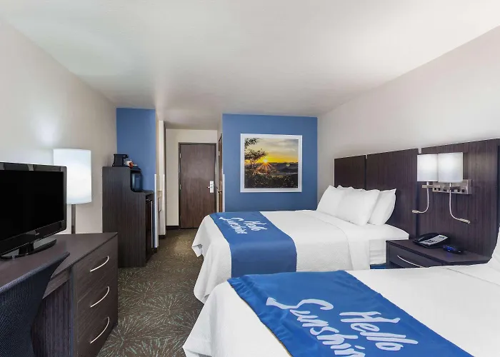 Days Inn & Suites By Wyndham East Flagstaff