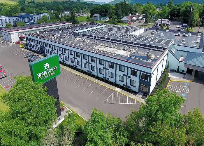 Ramada By Wyndham Cortland Hotel & Conference Center