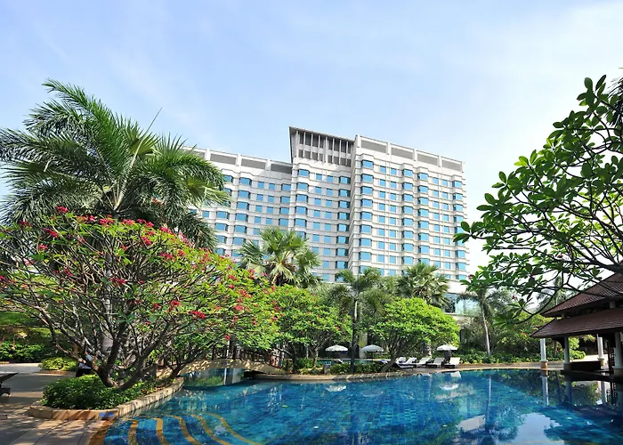 Hotel with Tennis: Rama Gardens Hotel Bangkok