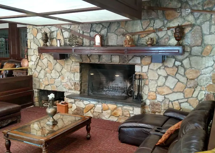 Fairbridge Inn & Suites Poconos