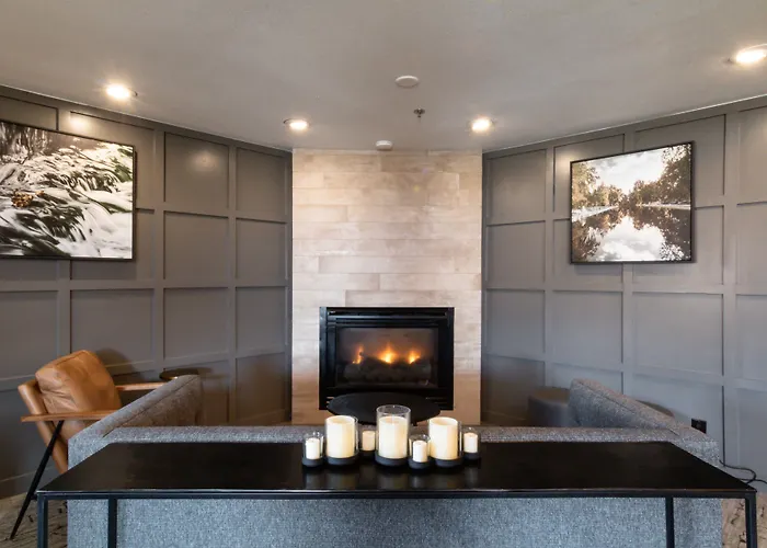 Oxford Suites Chico