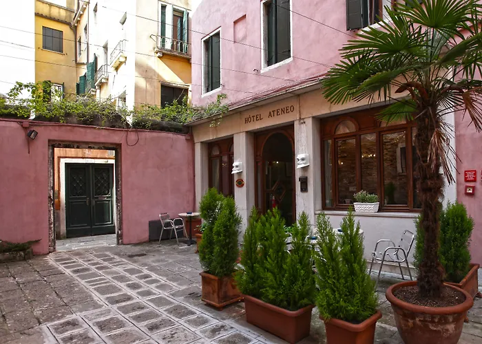 Hotel Ateneo