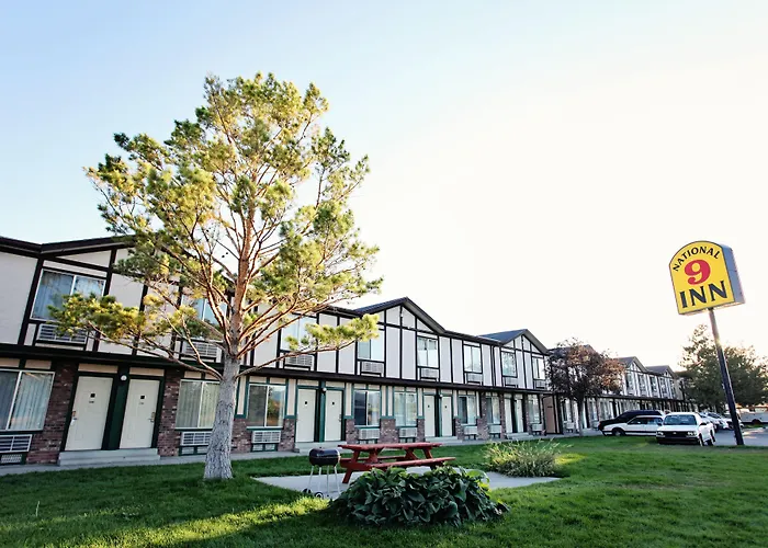 Motel: National 9 Inn Price