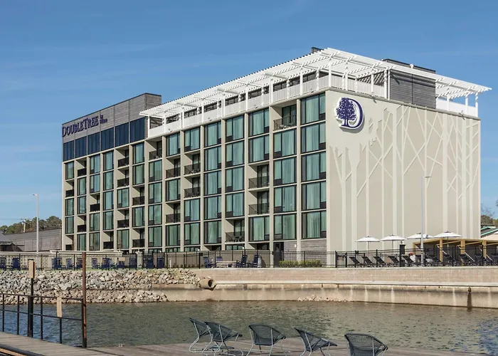 Doubletree By Hilton Hot Springs