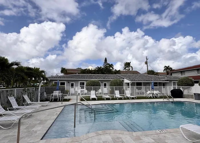 Coral Key Inn