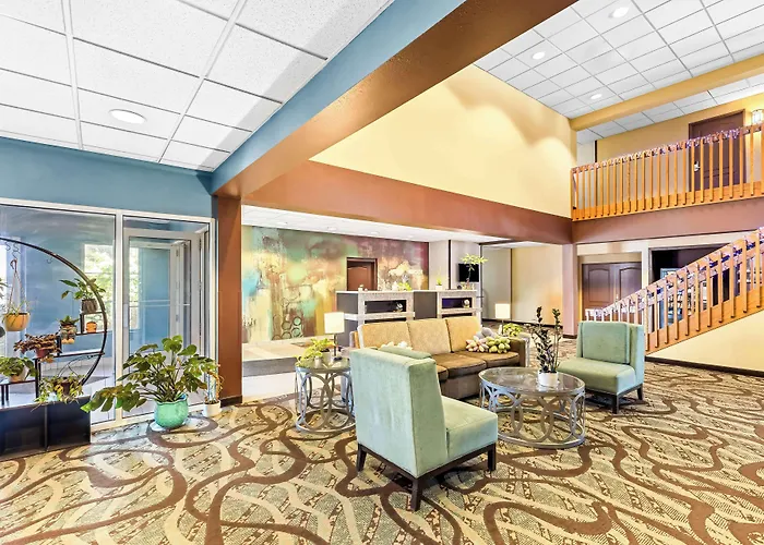 Best Western Holiday Manor