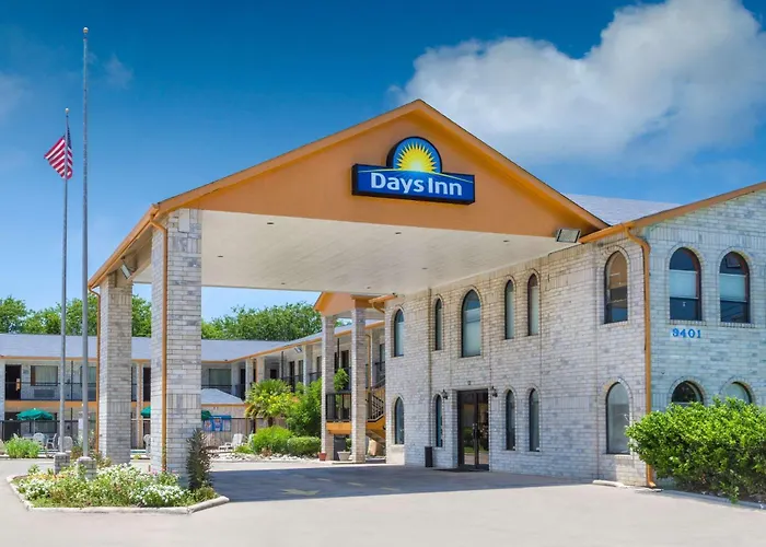 Hotels Close to Airport Days Inn Windcrest By Wyndham San Antonio