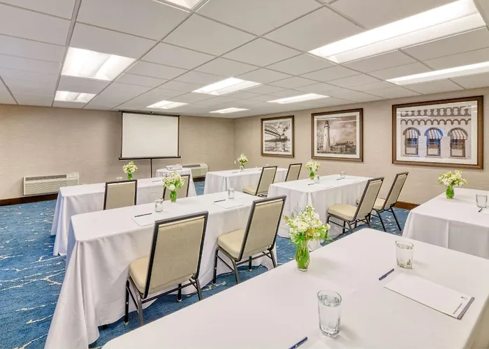 Hotels With Four Stars Doubletree By Hilton Port Huron