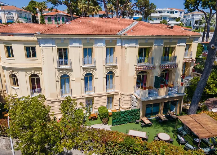 Hôtel Petit Palais