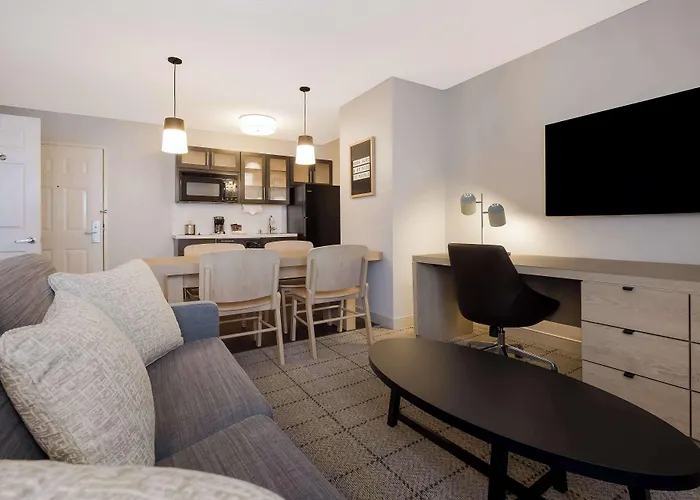 Sonesta Simply Suites Irvine East Foothill