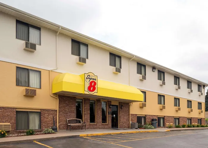 Super 8 By Wyndham Omaha Ne
