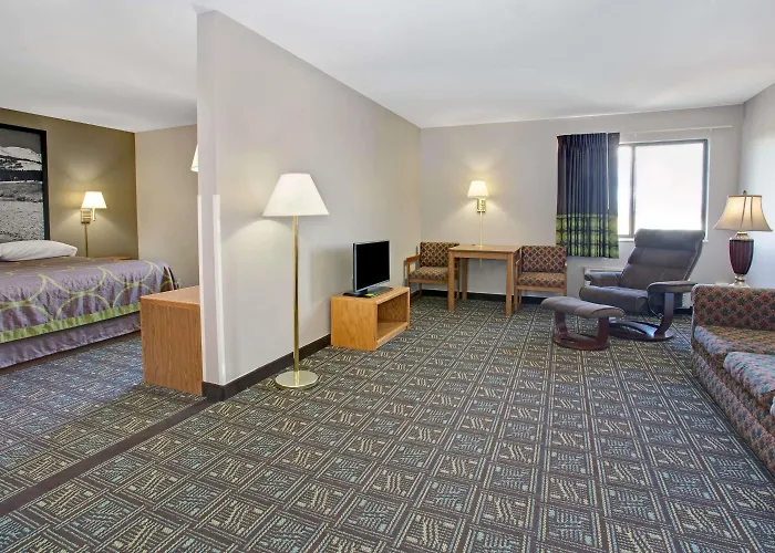 Super 8 By Wyndham Fort Collins