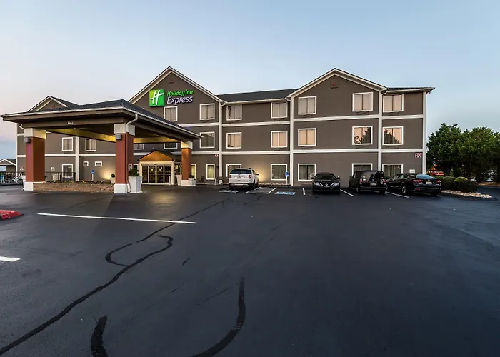 Holiday Inn Express Dandridge By Ihg