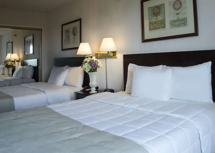 Meadowlands Plaza Hotel