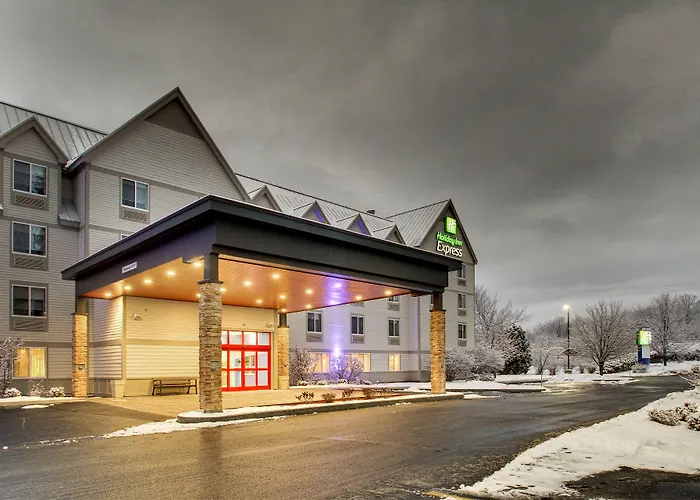 Holiday Inn Express & Suites - Lincoln East - White Mountains By Ihg