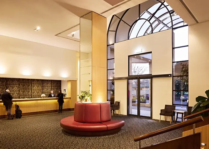 Boutique hotel only: View Melbourne