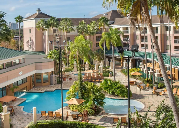 Courtyard, Lake Buena Vista, Orlando Marriott Village Complimentary Shuttle To Disney