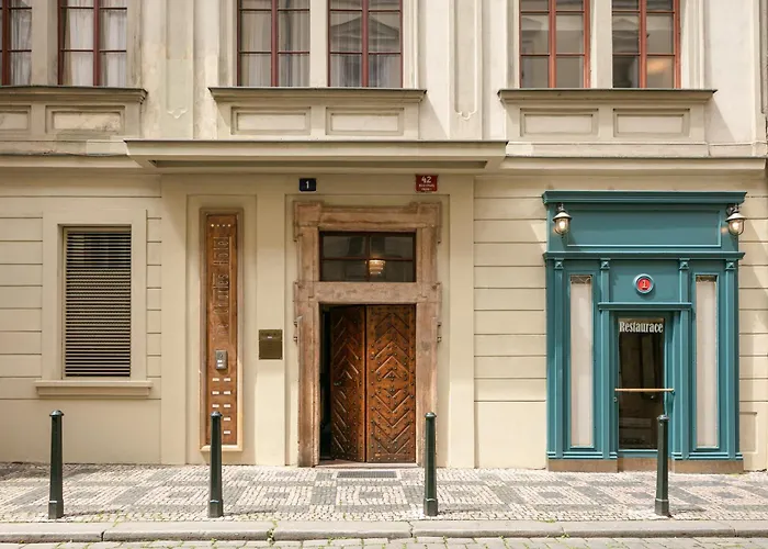 Romantic hotels Charles