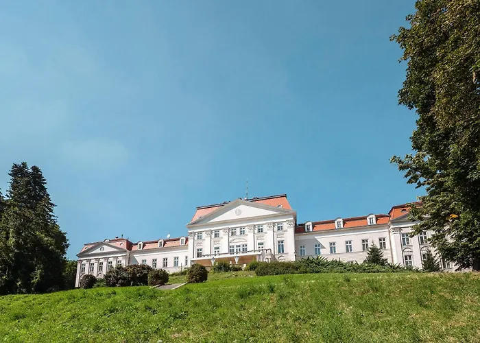 Austria Trend Schloss Wilhelminenberg Wien