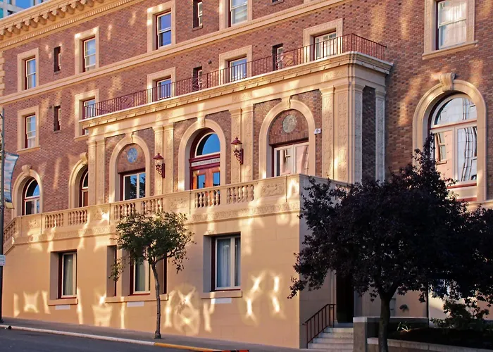 Hotels With Four Stars Inn At The Union Club Of British Columbia