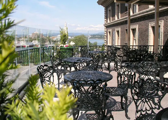Hotels With Four Stars Inn At The Union Club Of British Columbia