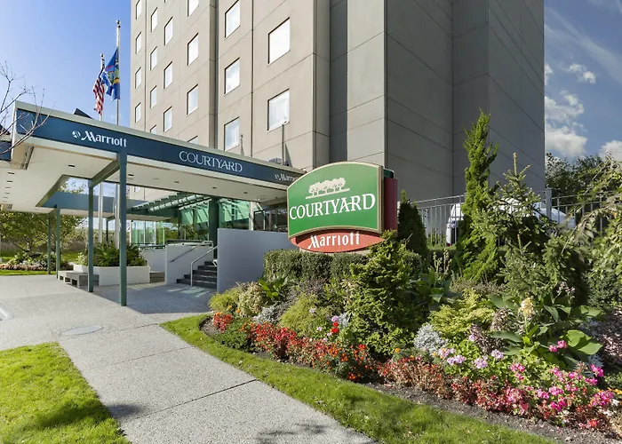 Courtyard By Marriott New York Jfk Airport