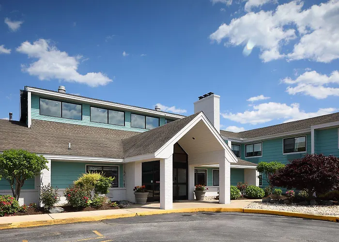 Hotel Wave At Rehoboth Beach