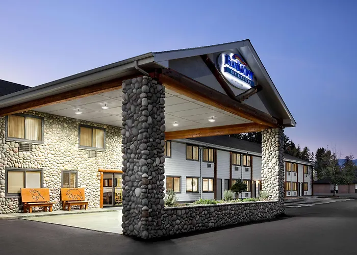 Dog friendly hotels Baymont By Wyndham Whitefish