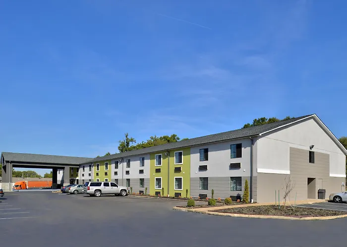 America'S Best Value Inn - Airport